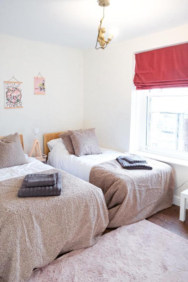 Вілла Gorgeous 3 Bed House In Matlock + Garden 'Lookout' Екстер'єр фото